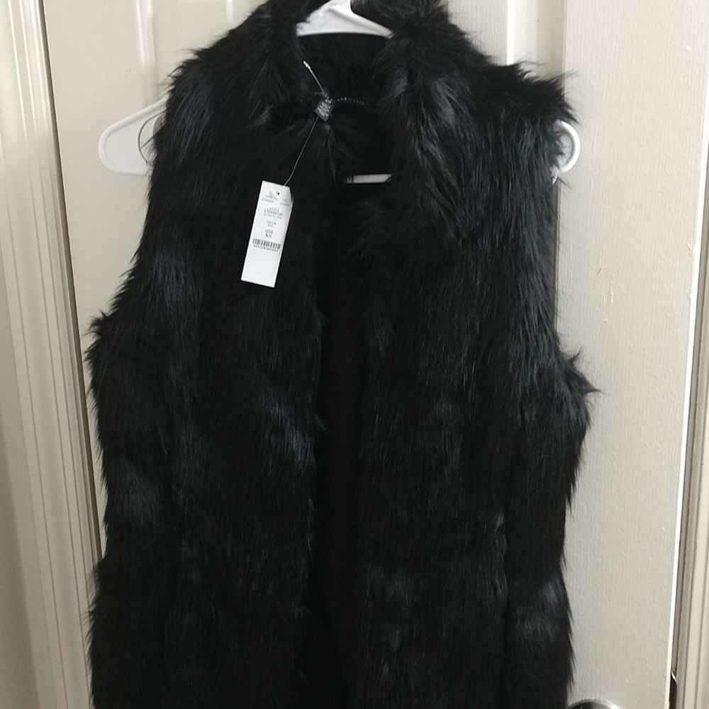 White House Black Market vest